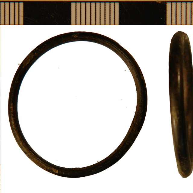 Tiebacks & Rings Set